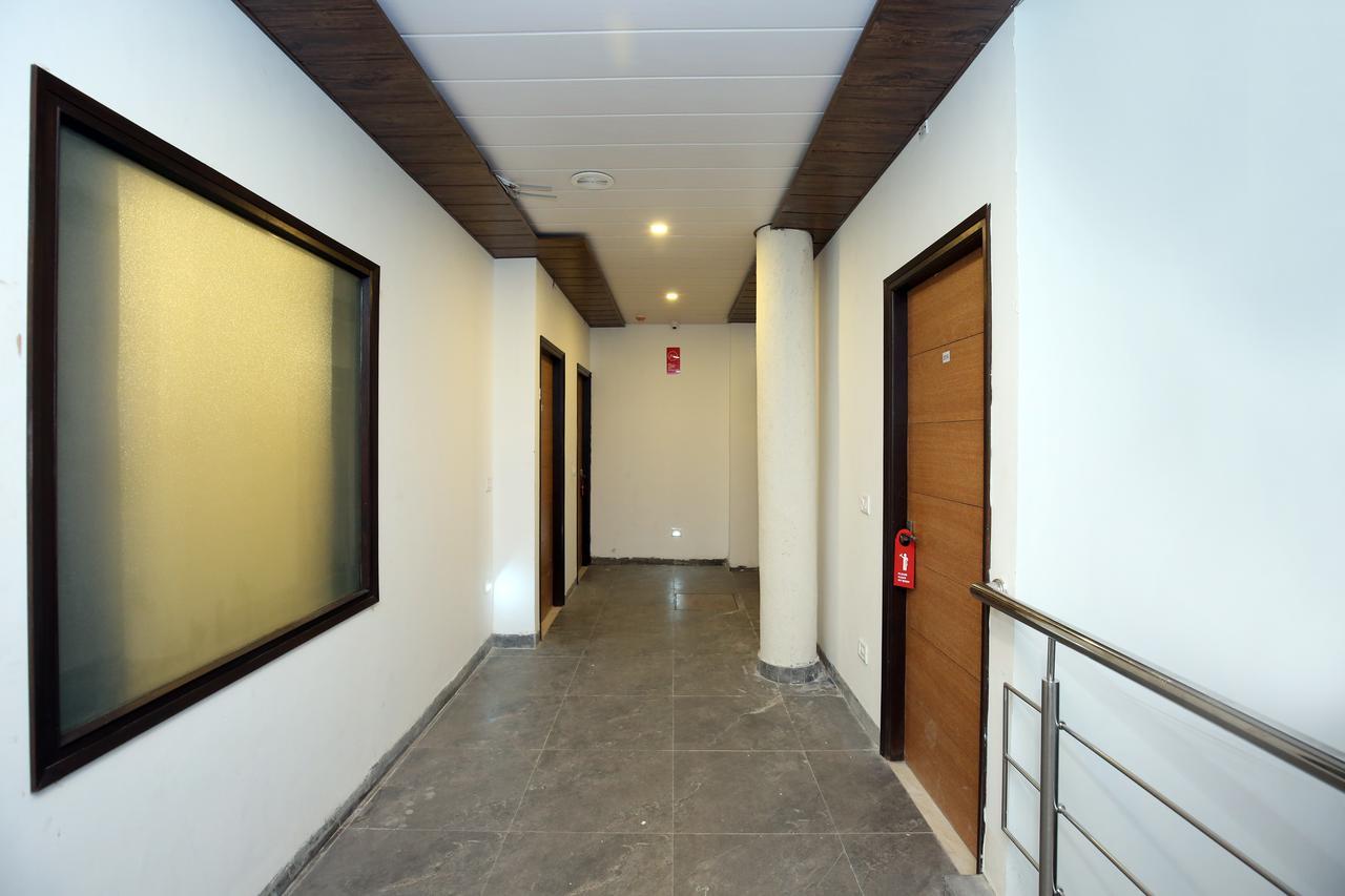Hotel 7 Chandīgarh 외부 사진
